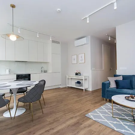 Apartament Blue Rentyear